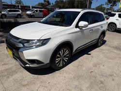 2018 MITSUBISHI OUTLANDER LS 7 SEAT (AWD) ZL MY19 White