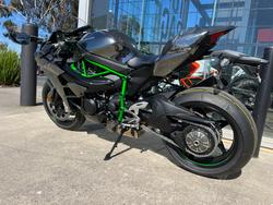 2025 Kawasaki NINJA H2 GREEN