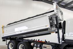 2025 Isuzu F Series FXZ 260-355 AT R45