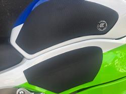 2024 Kawasaki NINJA ZX-6R 40TH ANNIVERSARY GREEN