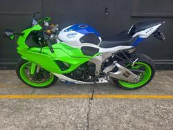 2024 Kawasaki NINJA ZX-6R 40TH ANNIVERSARY GREEN