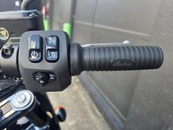 2024 Indian SPORT CHIEF BLACK SMOKE