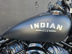 2024 Indian SPORT CHIEF BLACK SMOKE