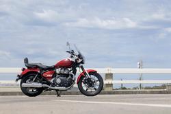 2025 Royal Enfield Super Meteor 650