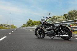 2025 Royal Enfield Super Meteor 650