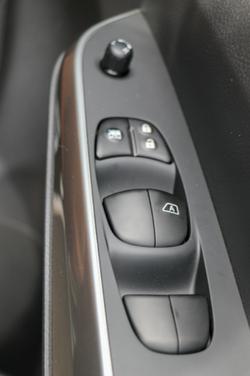 2026 Nissan Navara SL DUAL CAB