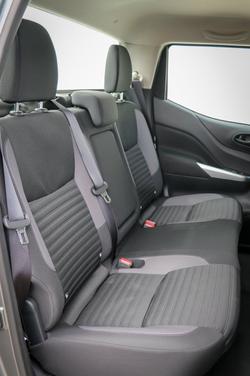 2026 Nissan Navara SL DUAL CAB