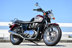2001 Triumph Bonneville 790