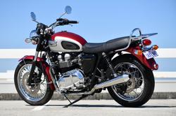 2001 Triumph Bonneville 790