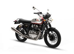 2025 Royal Enfield Interceptor 650 Classic