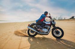 2025 Royal Enfield Interceptor 650 Classic