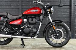 2025 Royal Enfield Meteor 350 Supernova