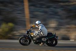 2025 Royal Enfield Bear 650