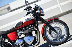 2012 Triumph Bonneville T100 (865cc)
