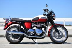 2012 Triumph Bonneville T100 (865cc)