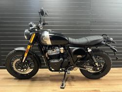 2026 Royal Enfield BEAR 650 Black