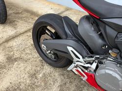 2015 DUCATI 899 PANIGALE Red