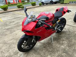 2015 DUCATI 899 PANIGALE Red