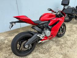 2015 DUCATI 899 PANIGALE Red