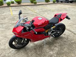 2015 DUCATI 899 PANIGALE Red