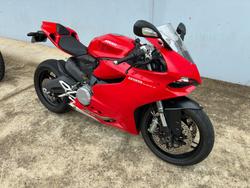 2015 DUCATI 899 PANIGALE Red