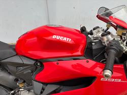 2015 DUCATI 899 PANIGALE Red