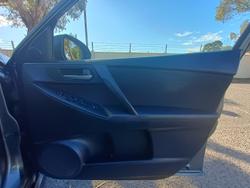 2011 Mazda 3 Maxx Sport