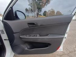 2009 Hyundai i30 SX FD MY09 Crystal White