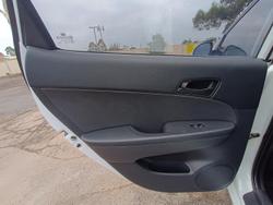 2009 Hyundai i30 SX FD MY09 Crystal White