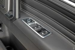 2025 LDV D90 Executive