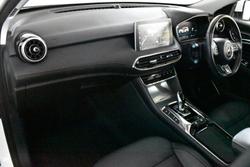 2022 MG HS Plus EV Essence