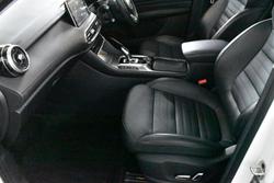 2022 MG HS Plus EV Essence