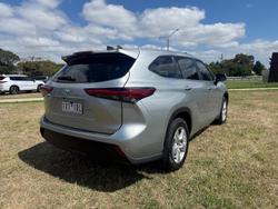 2022 Toyota Kluger GX