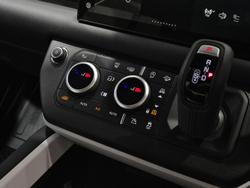 2025 Land Rover Defender 110 D350 X-Dynamic SE