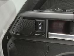 2025 Land Rover Defender 110 D350 X-Dynamic SE