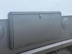 2026 New Age Caravans Manta Ray Mr20er Expedition My26