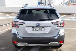 2025 Subaru Outback AWD Touring