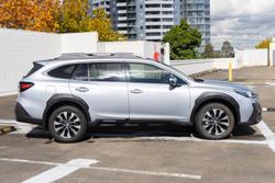 2025 Subaru Outback AWD Touring