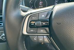 2019 Honda Accord VTi-LX 10th Gen MY19 White