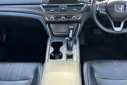 2019 Honda Accord VTi-LX 10th Gen MY19 White