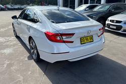 2019 Honda Accord VTi-LX 10th Gen MY19 White