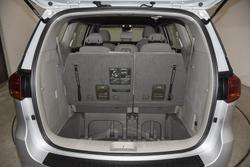 2020 Kia Carnival S