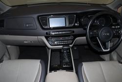 2017 Kia Carnival Platinum