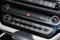 2017 Kia Carnival Platinum