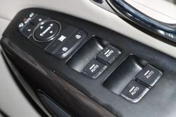 2017 Kia Carnival Platinum