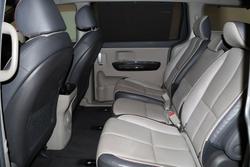 2017 Kia Carnival Platinum