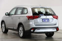 2019 Mitsubishi Outlander ES