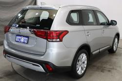 2019 Mitsubishi Outlander ES