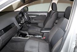 2019 Mitsubishi Outlander ES