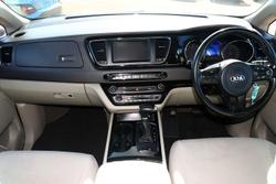 2017 Kia Carnival Si